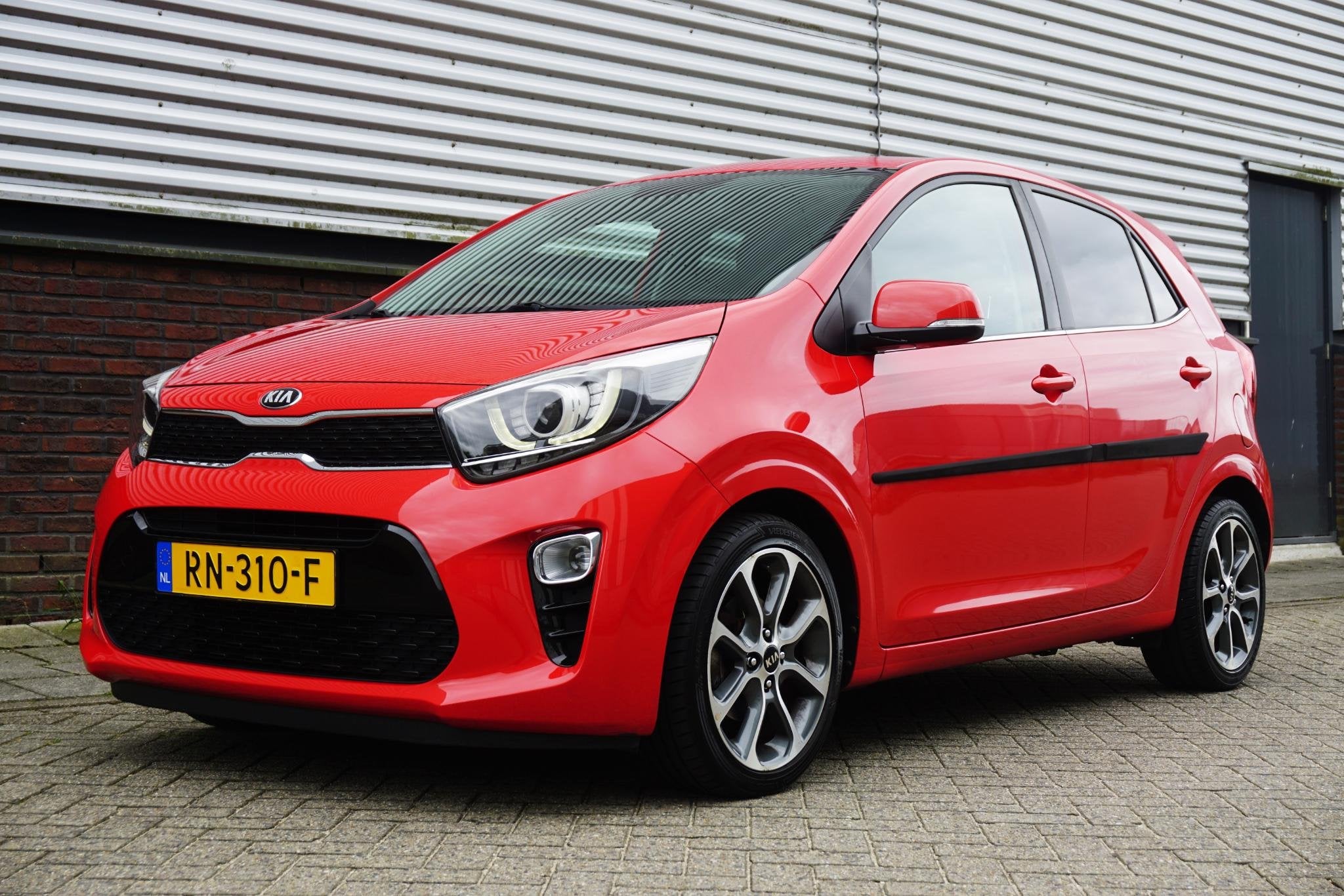 Kia Picanto 1.0 CVVT Colour Edition/CARPLAY/CAMERA/CRUISE!, Gebruikt, Euro 6, 4 stoelen, Origineel Nederlands