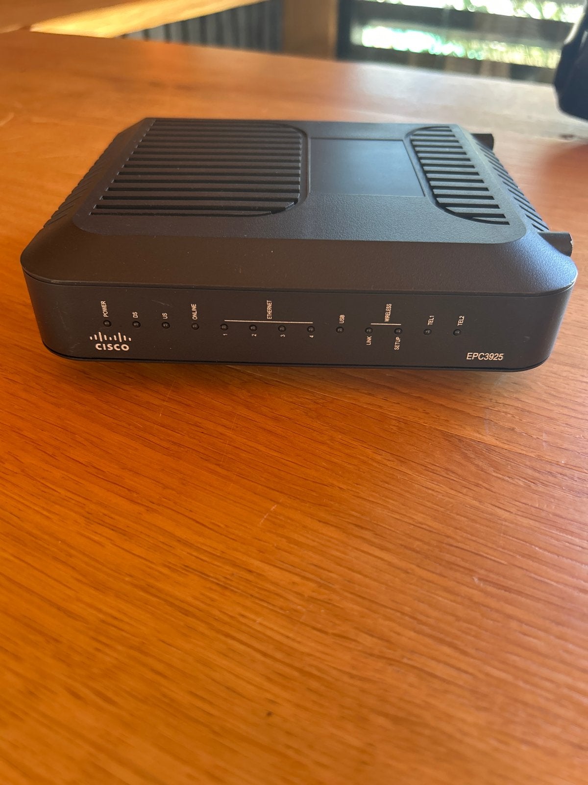 Cisco EPC3925 EuroDocsis 3.0 Kabelmodem Router, Ophalen, Gebruikt, Router met modem