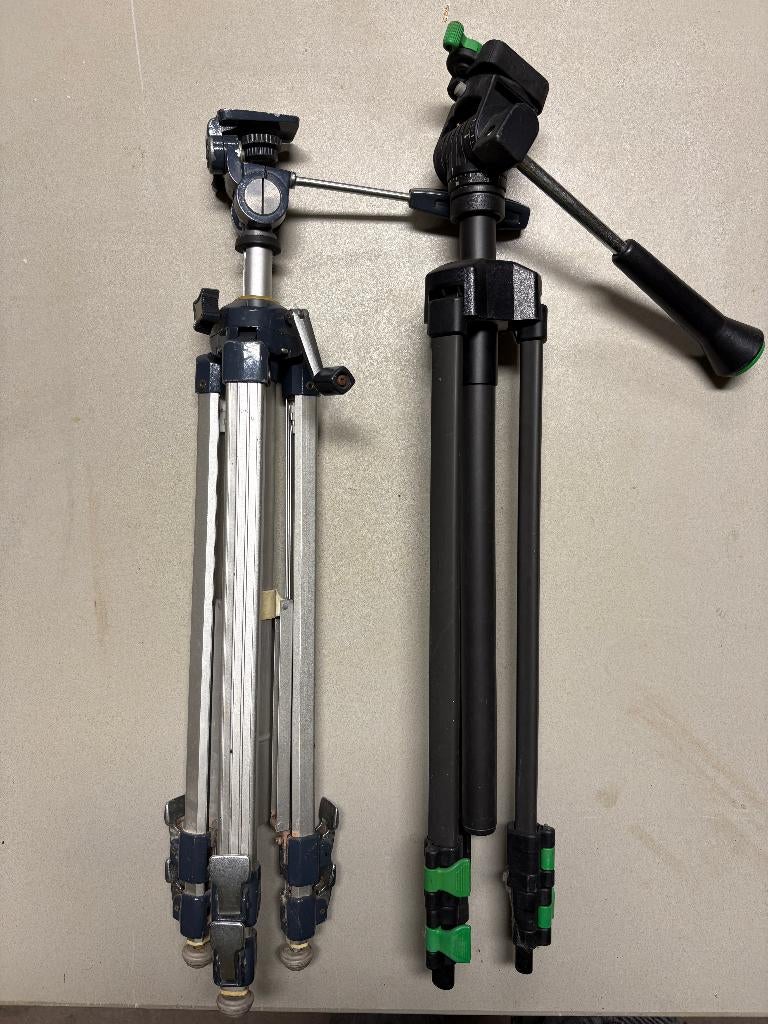 Oude camera statieven statief, Audio, Tv en Foto, Fotografie | Statieven en Balhoofden, Ophalen of Verzenden, Gebruikt, Minder dan 150 cm