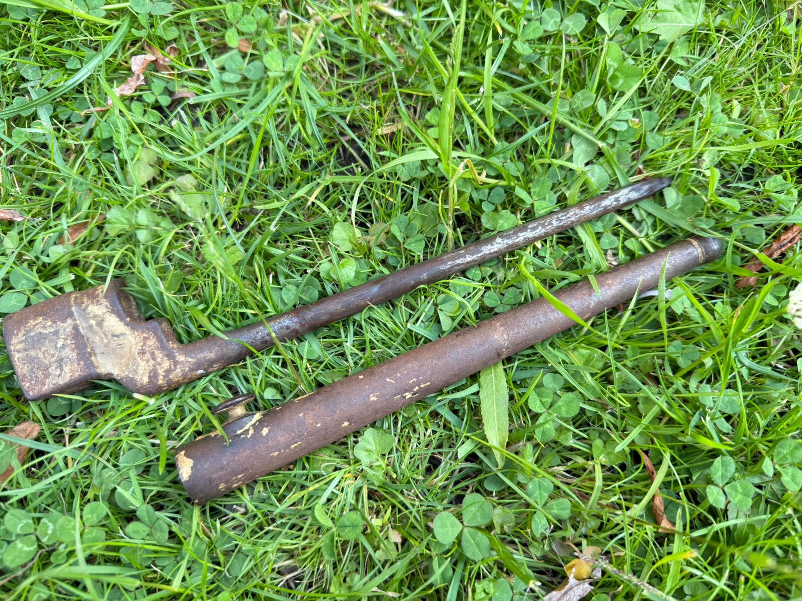 Originele ww2 british spike bajonet - Renkum, Verzamelen, Ophalen of Verzenden, Luchtmacht, Engeland, Mes of Dolk