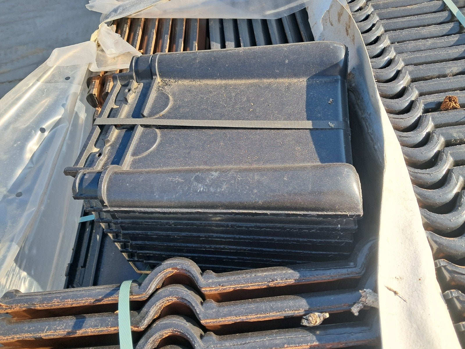Wienerberger Koramic Opaly's Anthracite Dakpannen, Ophalen, Steen of Klei, Zwart, Nieuw