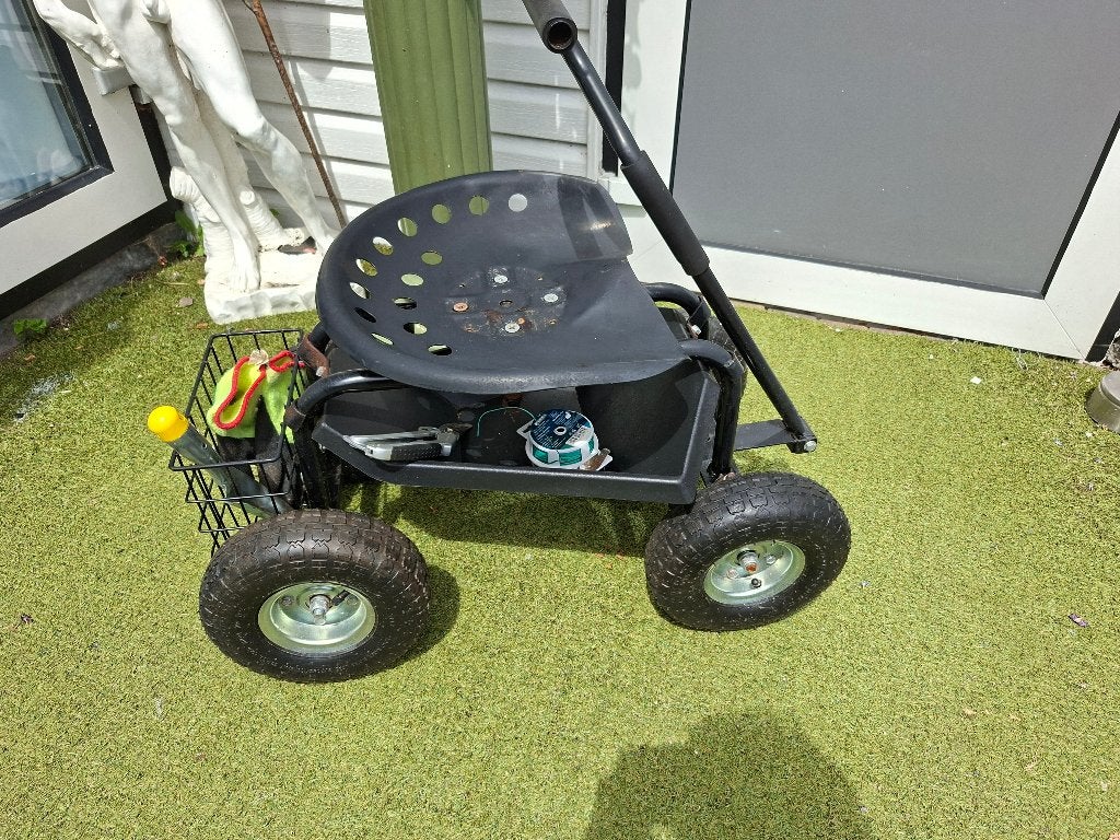 Tuinkar met draaibare zitting en opbergmand, Ophalen, Gebruikt