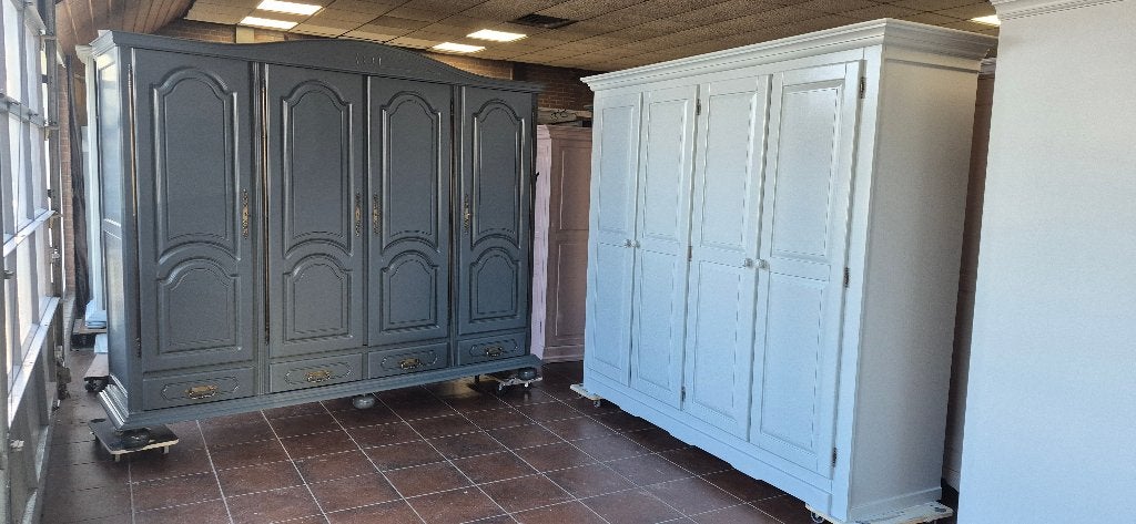 Landelijke houten brocante garderobe slaapkamer kasten, Antiek en Kunst, Ophalen