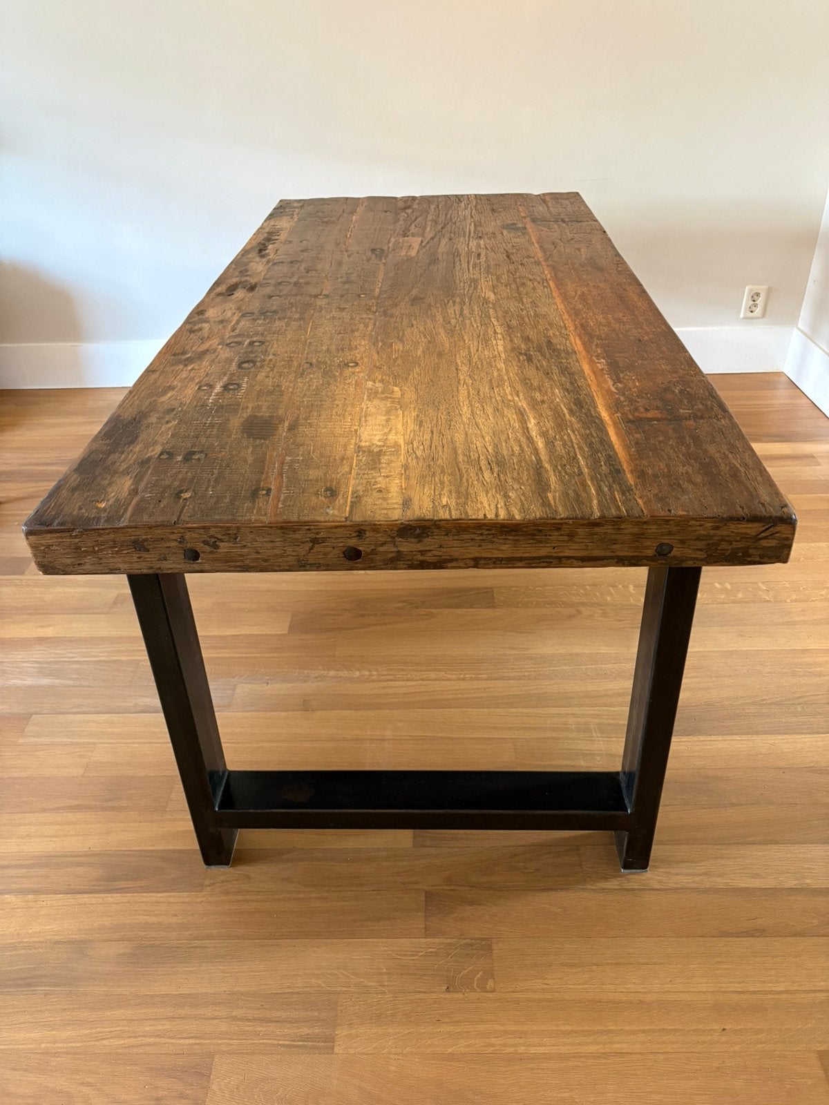 Industriële tafel met stalen frame, Huis en Inrichting, Tafels | Eettafels, Ophalen, Gebruikt, 200 cm of meer, 50 tot 100 cm