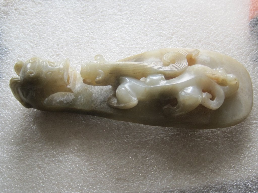 Chinese jade object collector's item 16 cm 310 gram, Groen, China, Ophalen, Handgemaakt