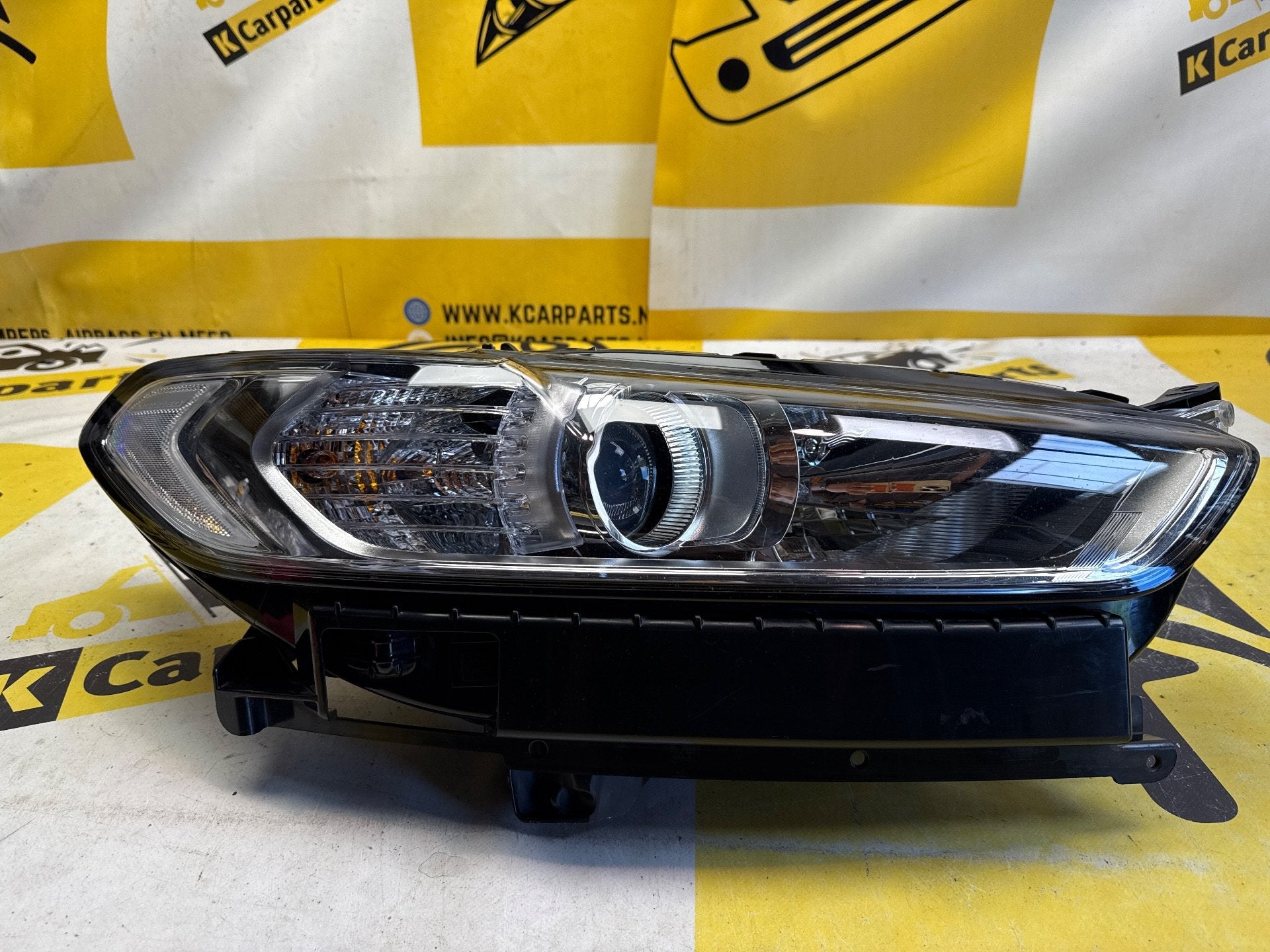 Ford Mondeo MK V Koplamp Rechts ES7313W029GD