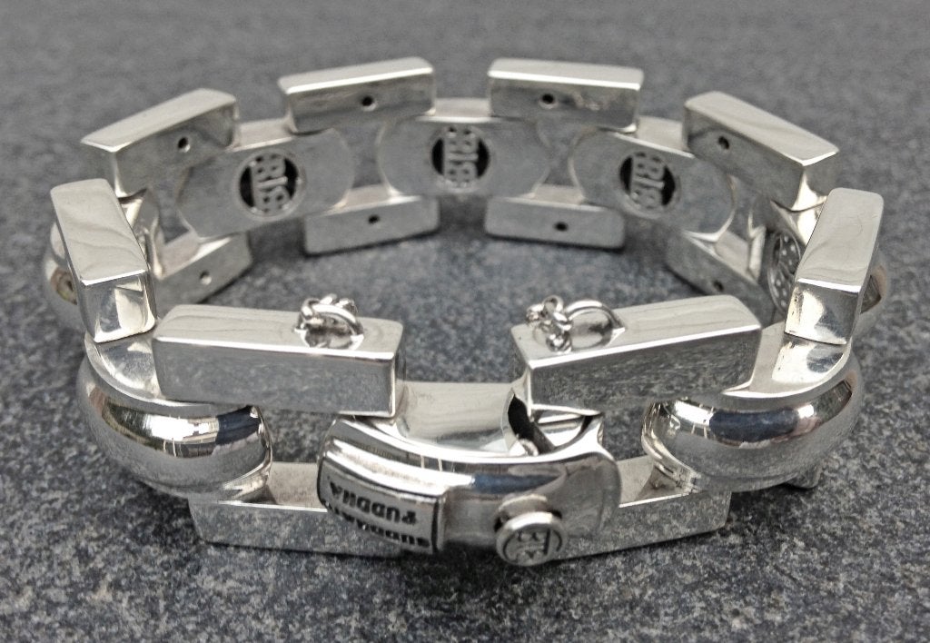 Buddha to Buddha Batul armband €150,00 ZOMERACTIE, Sieraden, Tassen en Uiterlijk, Armbanden, Ophalen of Verzenden, Nieuw, Zilver