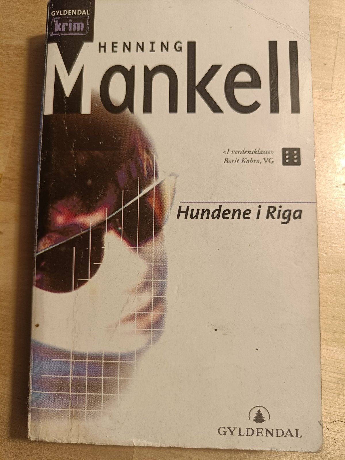 Honden in Riga - Henning Mankell (noorstalig), Ophalen of Verzenden