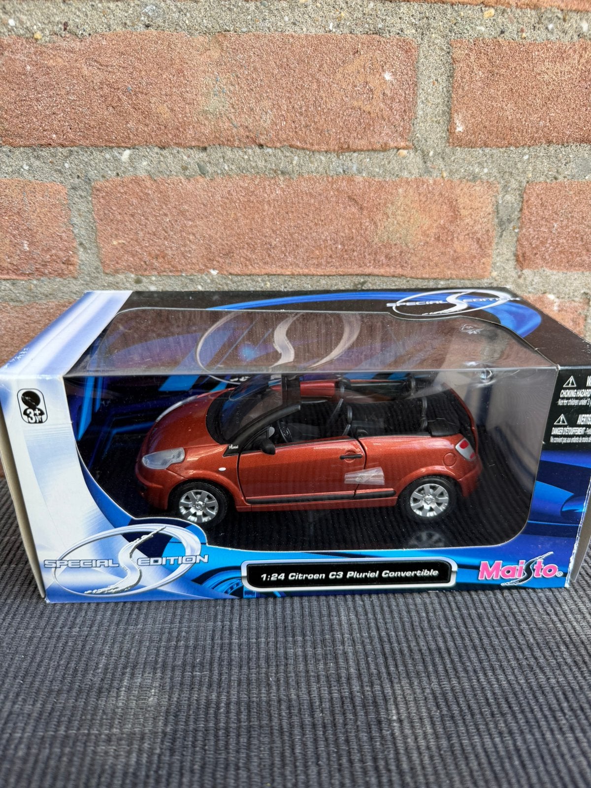 1:24 Citroën C3 Pluriel ……… 12,50, Ophalen of Verzenden, Zo goed als nieuw, Auto, Maisto