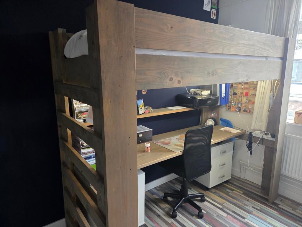 Te koop: nette steigerhouten hoogslaper met bureau, Ophalen, Gebruikt, Hout, Bruin