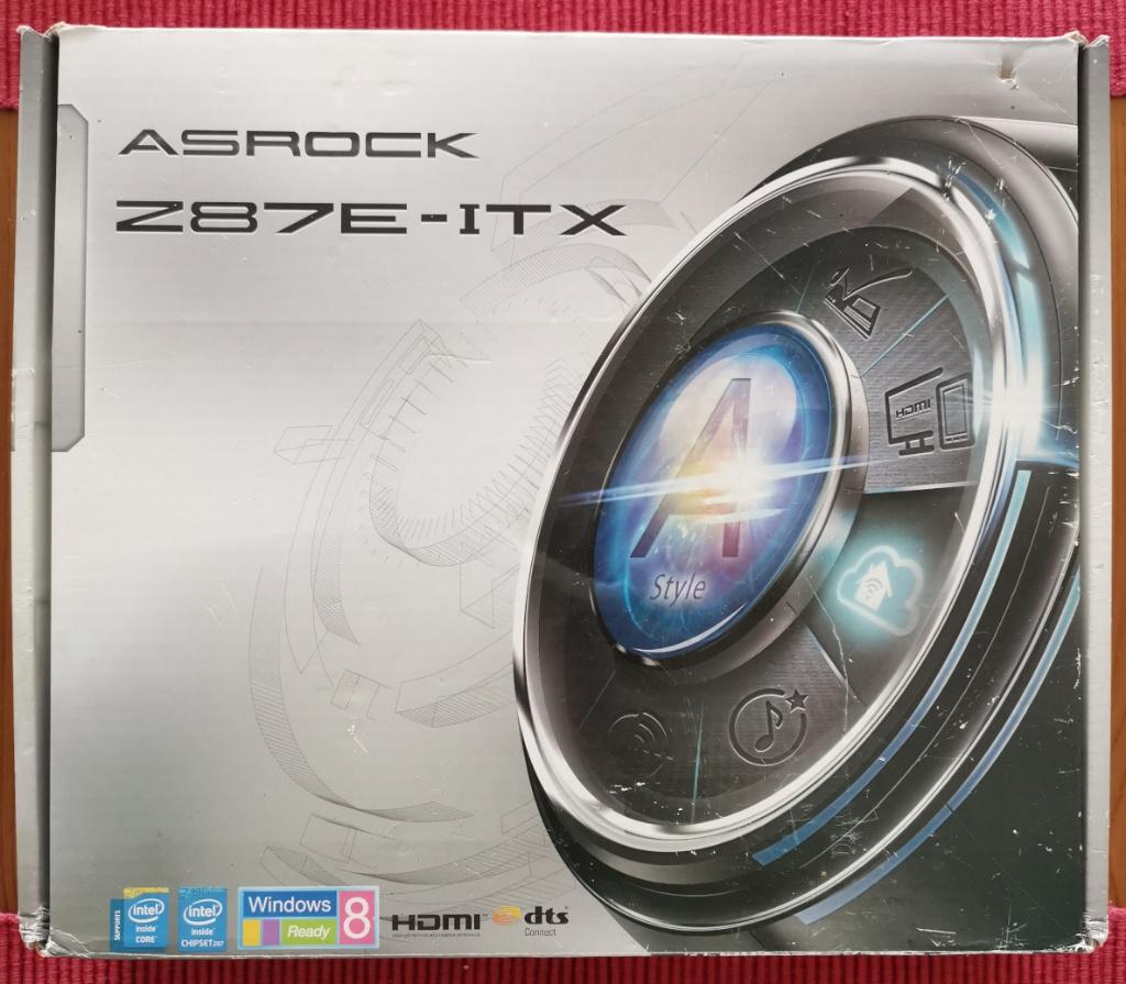 Asrock Z87E-ITX Wi-Fi, Computers en Software, Moederborden, Zo goed als nieuw, Intel, DDR3, Ophalen of Verzenden
