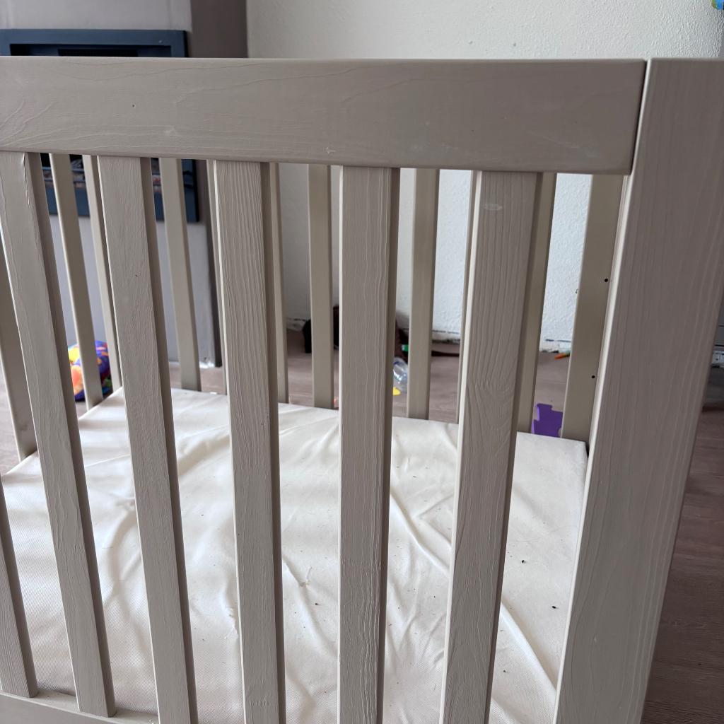 Beige box baby, Kinderen en Baby's, Boxen, Ophalen, Zo goed als nieuw, Rechthoekig, In hoogte verstelbaar