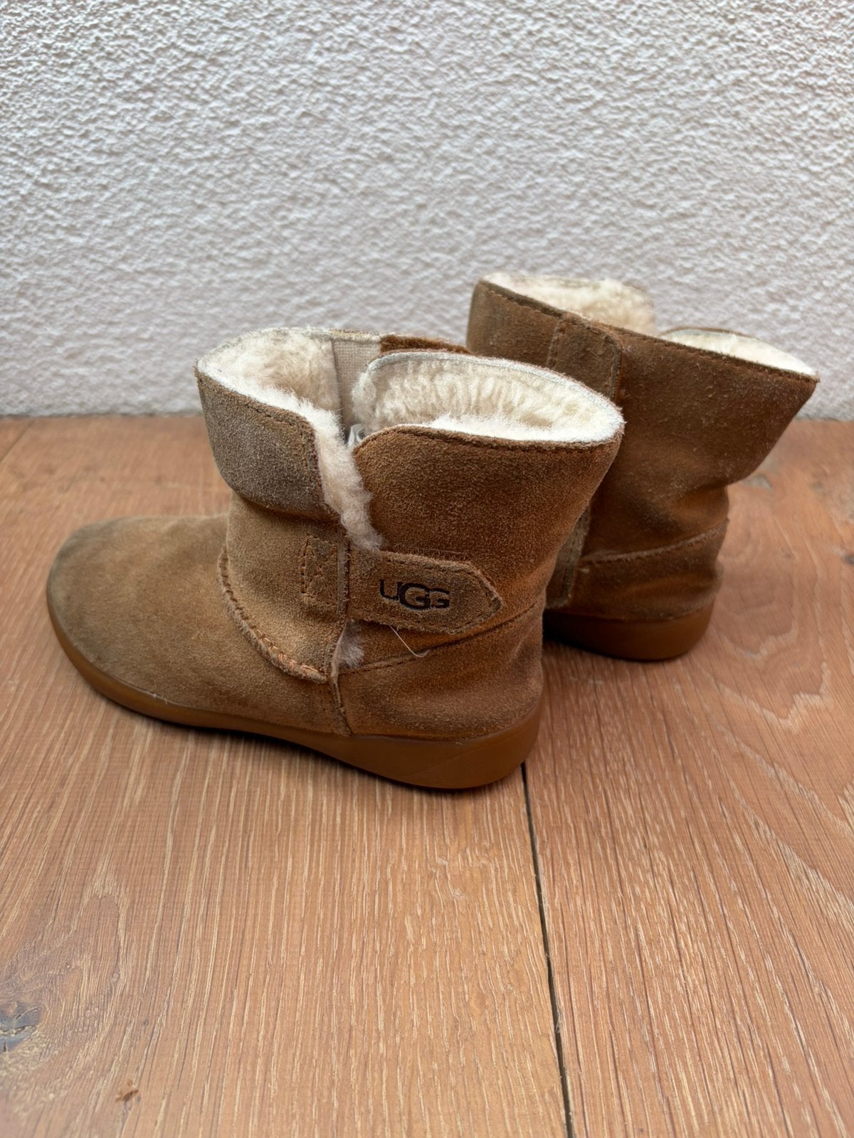 UGG boots maat 27,5, Gebruikt, Jongetje of Meisje, Laarsjes, Ophalen of Verzenden