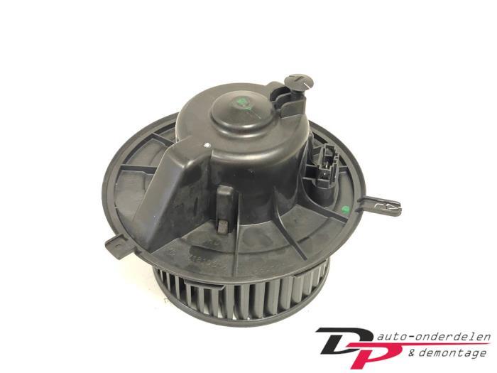 Kachel Ventilatiemotor van een Volkswagen Golf, Gebruikt, -, Volkswagen, -