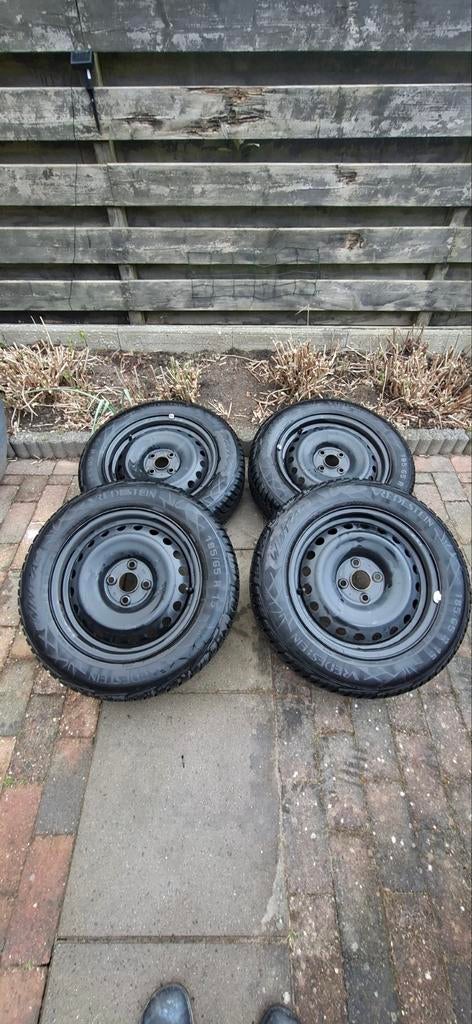 Winterbanden op stalen velg 4x100 - Vredestein, Ophalen, Gebruikt, 15 inch, Banden en Velgen