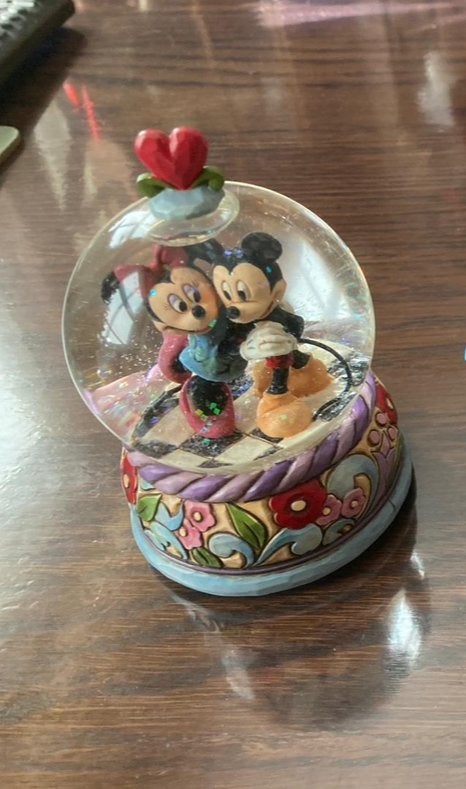 Jim Shore Disney Mini Sneeuwbol Mickey & Minnie, Ophalen, Mickey Mouse, Zo goed als nieuw, Beeldje of Figuurtje