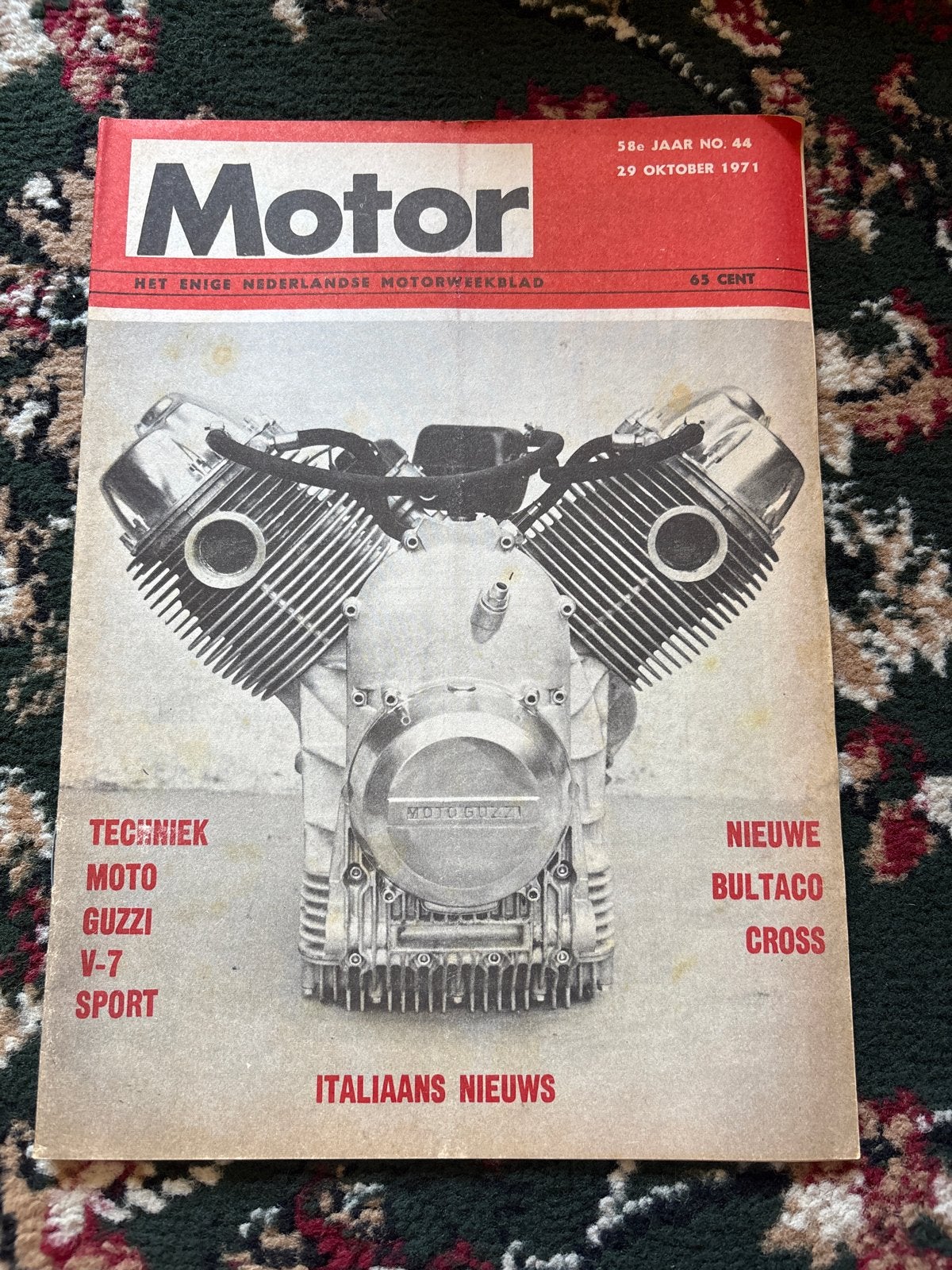 Motor Magazine 29 oktober 1971 - Moto Guzzi V7 Sport, Ophalen of Verzenden, Gelezen, Algemeen