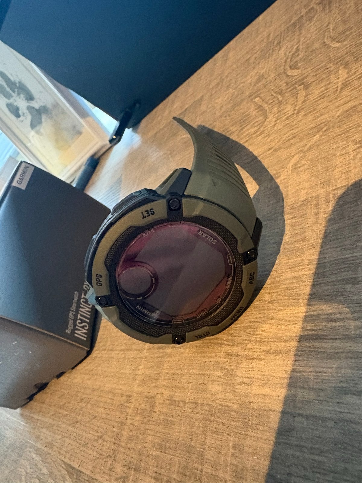 Garmin Instinct 2X Solar - Robuuste GPS Smartwatch, Ophalen, Afstand, Zo goed als nieuw, Waterdicht