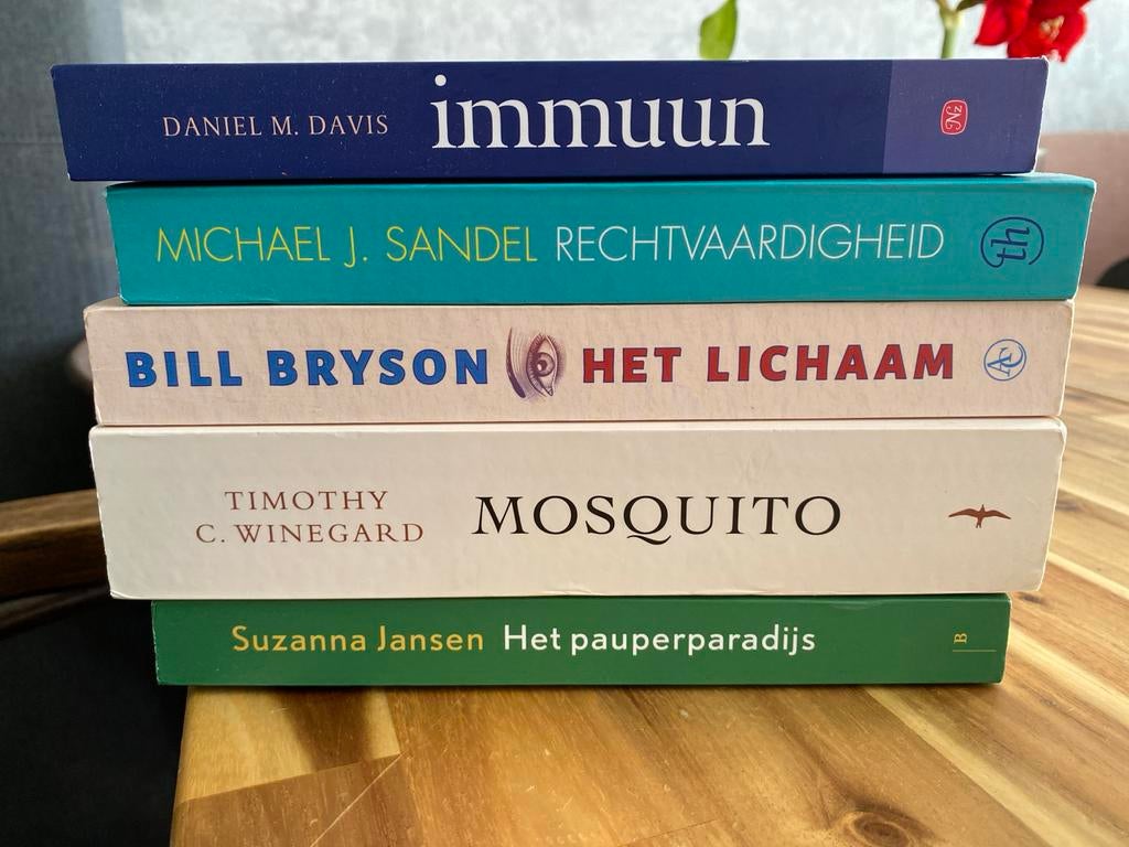 Boeken pakket: Immuun, Rechtvaardigheid,Het Lichaam, Mosquit, Boeken, Ophalen, Gelezen