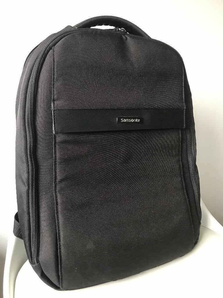 Nette Samsonite laptop rugzak zwart 15,6 inch, Computers en Software, Laptoptassen, Gebruikt, Rugzak, 16 inch, Samsonite, Gevoerd laptopvak