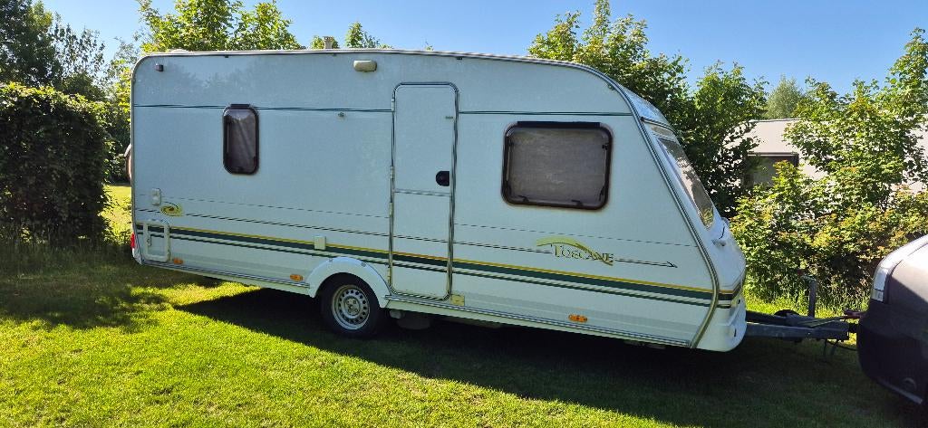 Te koop caravan Swift Toscane, Caravans en Kamperen, Rondzit, 750 - 1000 kg, Particulier, Schokbreker