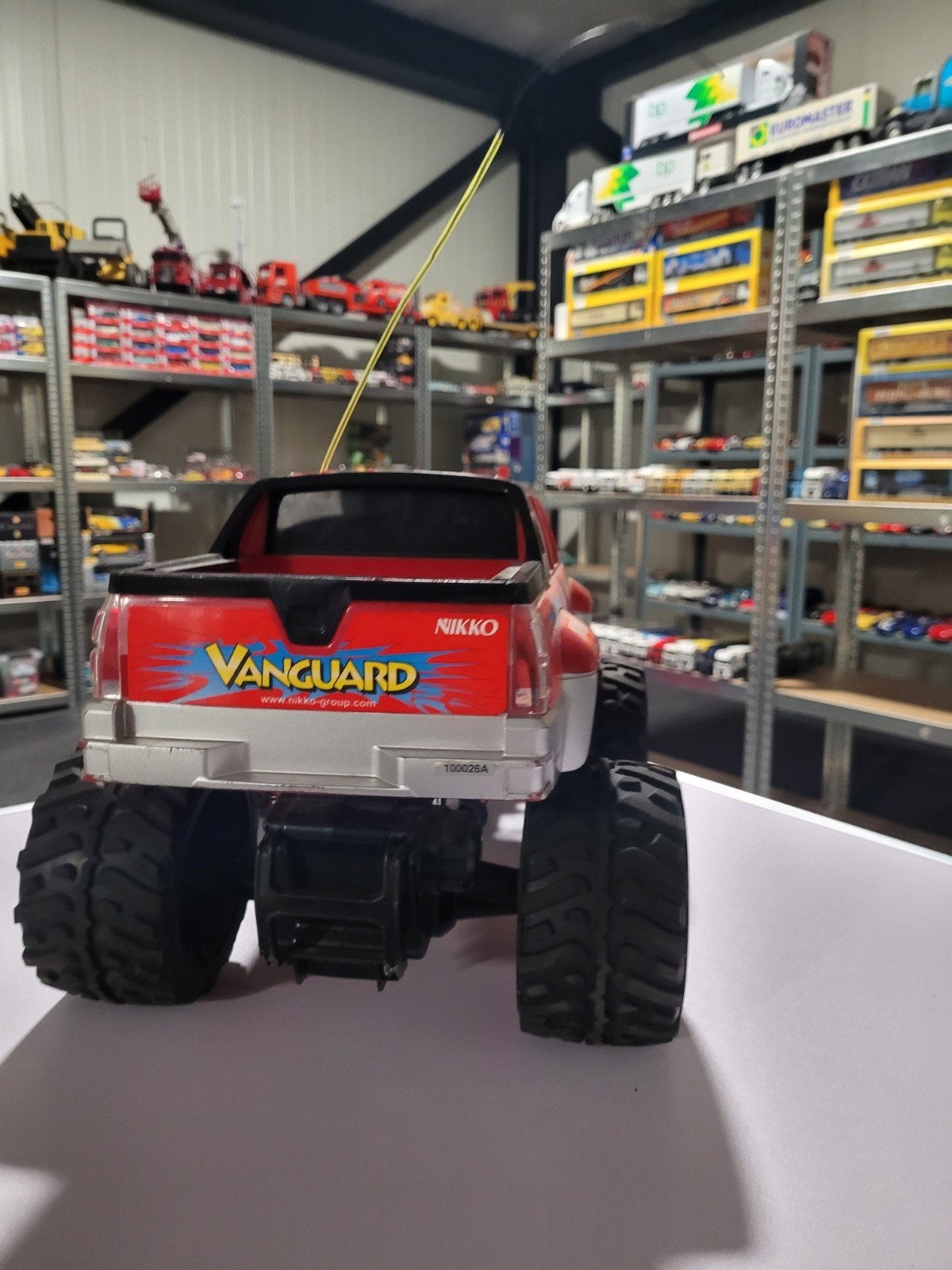 Monster truck, O, O, O, Ophalen of Verzenden