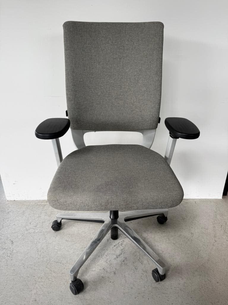 Ergonomische bureaustoel bureaustoelem Klóber Mera, Huis en Inrichting, Bureaustoelen, Gebruikt, Ophalen of Verzenden, Grijs, Bureaustoel
