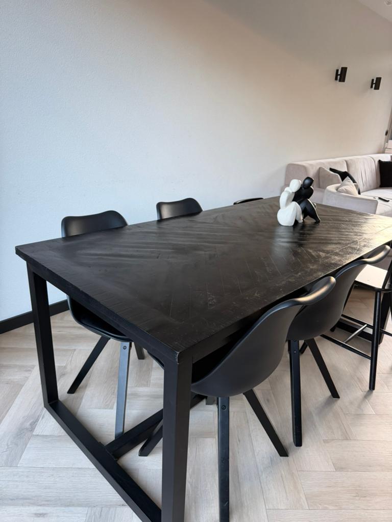 Zwarte eettafel 180x90 cm met metalen poten, Ophalen, Gebruikt, 50 tot 100 cm, Vier personen