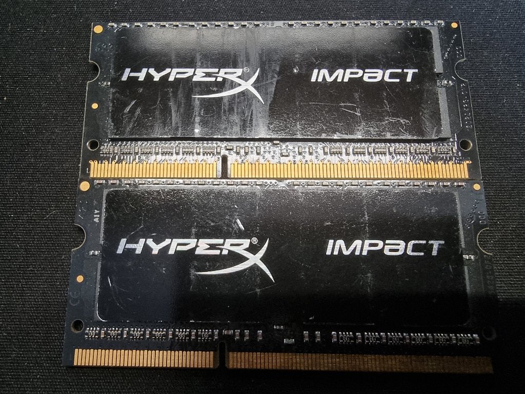 16GB (2X8GB) DDR3 PC3L-12800 2RX8 1600Mhz Kingston HyperX, Computers en Software, DDR3, Ophalen of Verzenden, Zo goed als nieuw