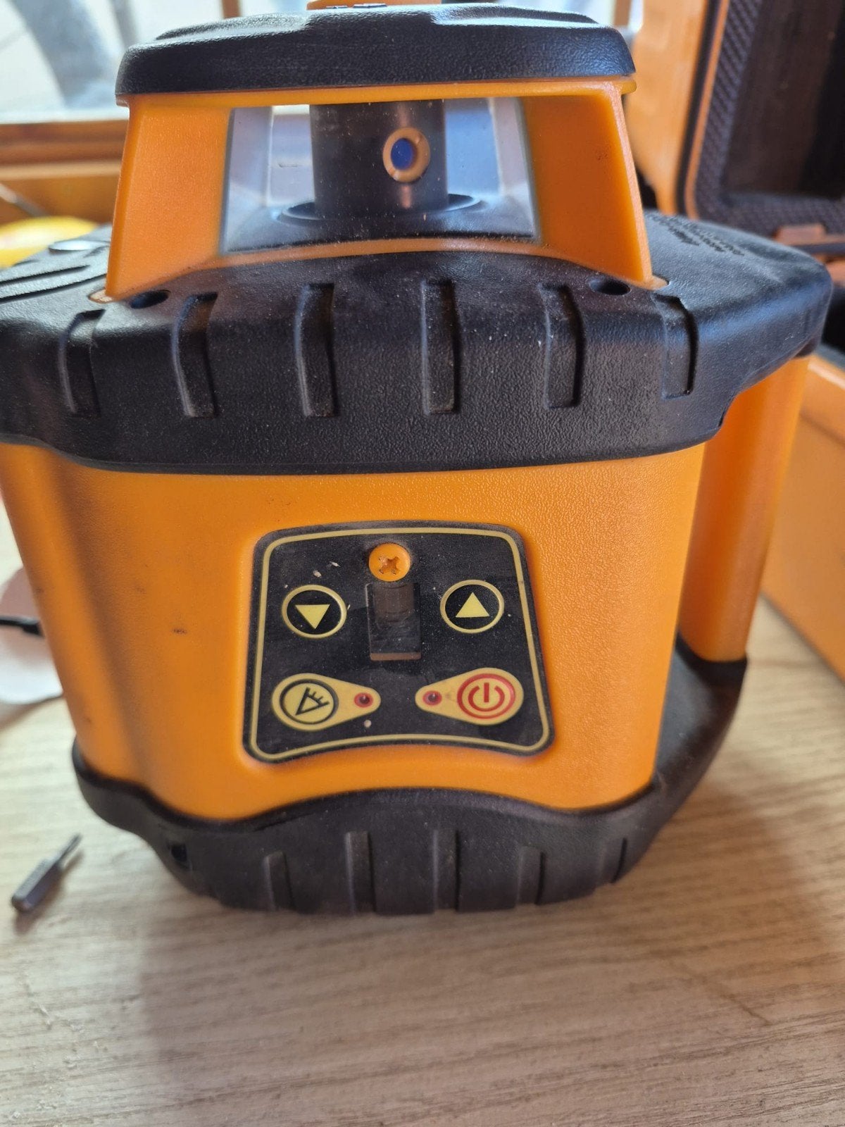 Geo Fennel FL200A-N Roterende Laserwaterpas met Koffer, Ophalen