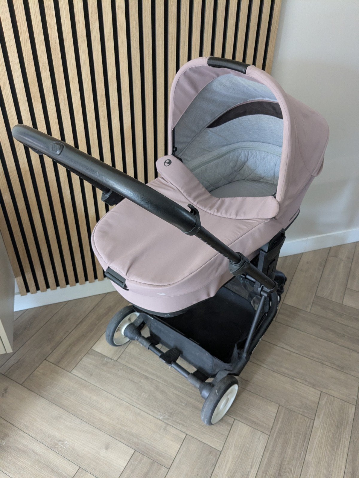 Easywalker Harvey 2 Combiwagen met reiswieg en zitje, Kinderen en Baby's, Kinderwagens en Combinaties, Ophalen, Gebruikt, Overige merken