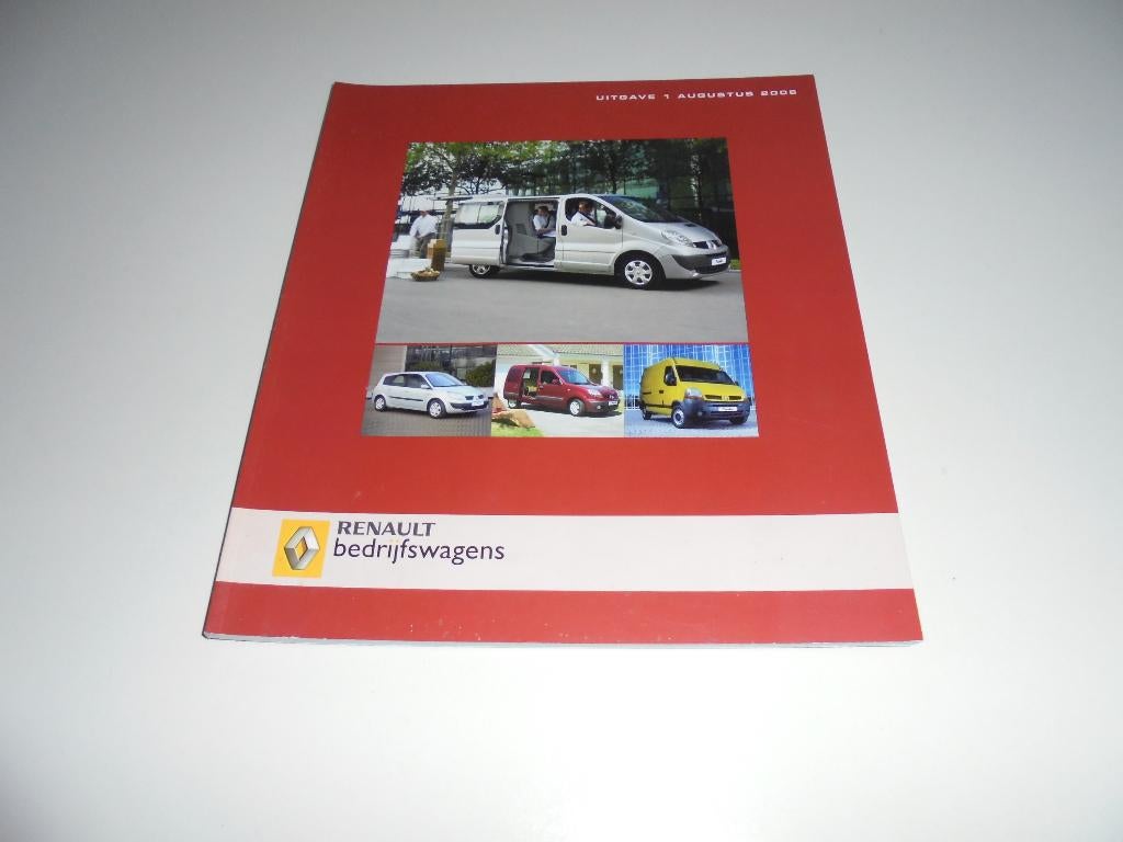 brochure Renault bedrijfswagens  2006, Ophalen of Verzenden, Gelezen, Renault