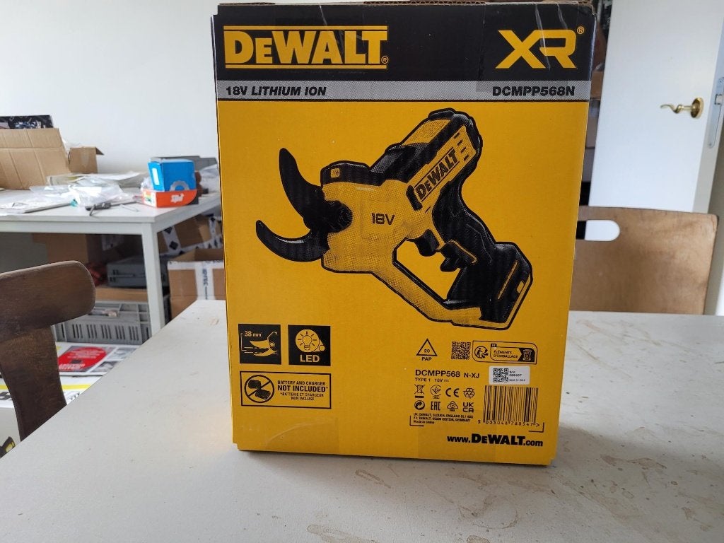 Dewalt 18 Volt accu snoeischaar, Ophalen, Nieuw, Minder dan 20 mm, DeWalt