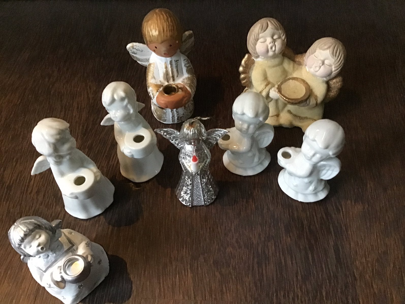 Engeltjes van porselein en aardewerk + 1 van kunststof, Diversen, Kerst, Ophalen of Verzenden, Zo goed als nieuw