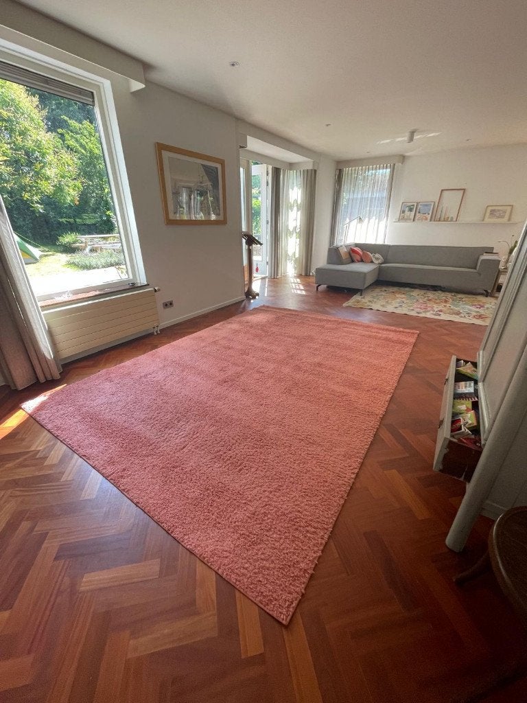 Fraai Roze Vloerkleed, Huis en Inrichting, Stoffering | Tapijten en Kleden, Ophalen, 200 cm of meer, Zo goed als nieuw, 200 cm of meer
