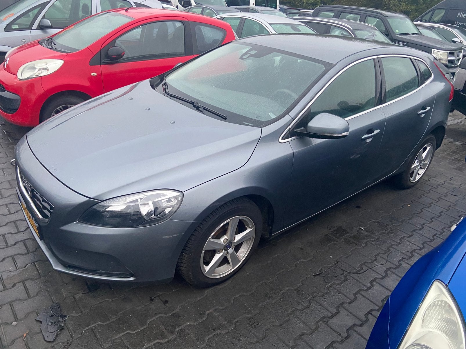 Volvo V40 2.0 D2 120PK 2015 Grijs D-RIEM DEFECT, Auto's, Voorwielaandrijving, Dealer onderhouden, Stof, 4 cilinders