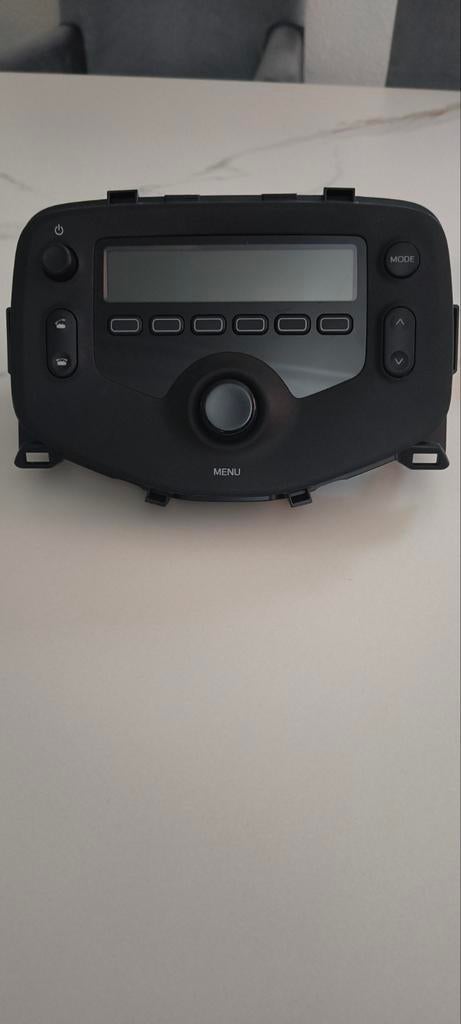 Inbouw radio Peugeot 108 / Citroën C1, Auto diversen, Ophalen of Verzenden, Gebruikt