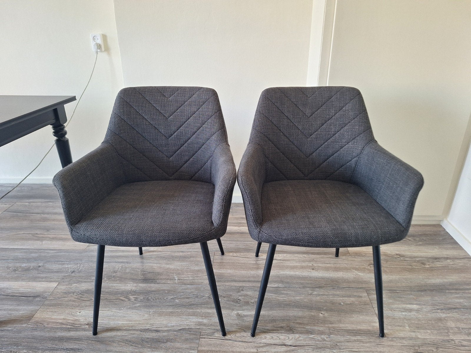 4 JYSK PURHUS Eetkamerstoelen Grijs | ALS NIEUW, Ophalen, Zo goed als nieuw, Vier, Grijs
