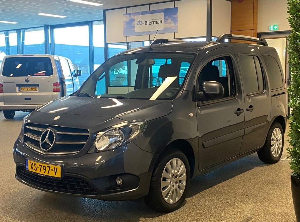Mercedes-Benz Citan CITAN (bj 2017, automaat), Auto's, Mercedes-Benz, Automaat, Gebruikt, 2 stoelen, Parkeersensor