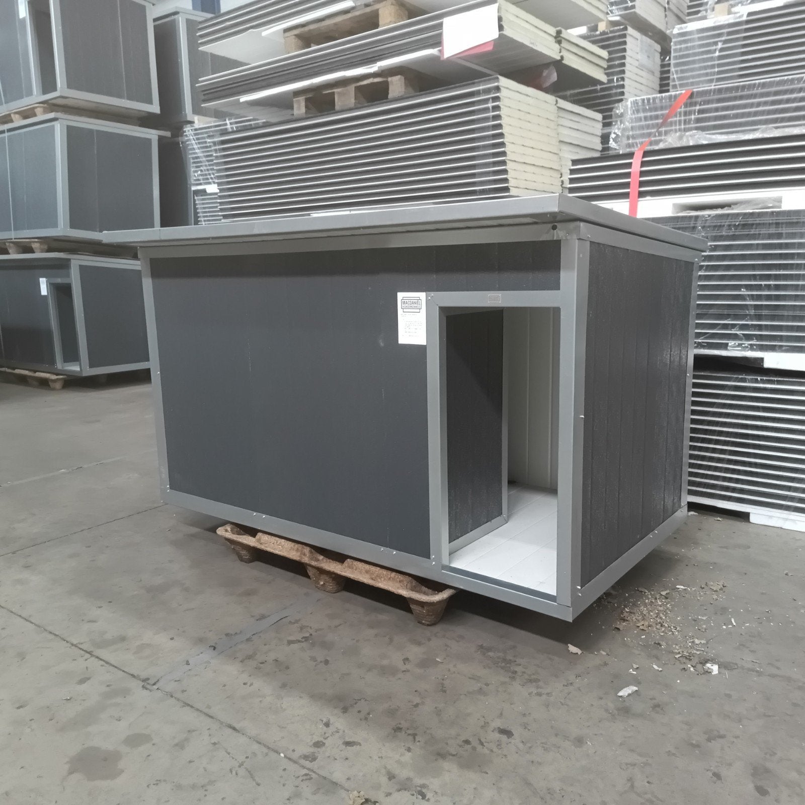 hondenhok XXL macdaniel hondenkennels transportschade