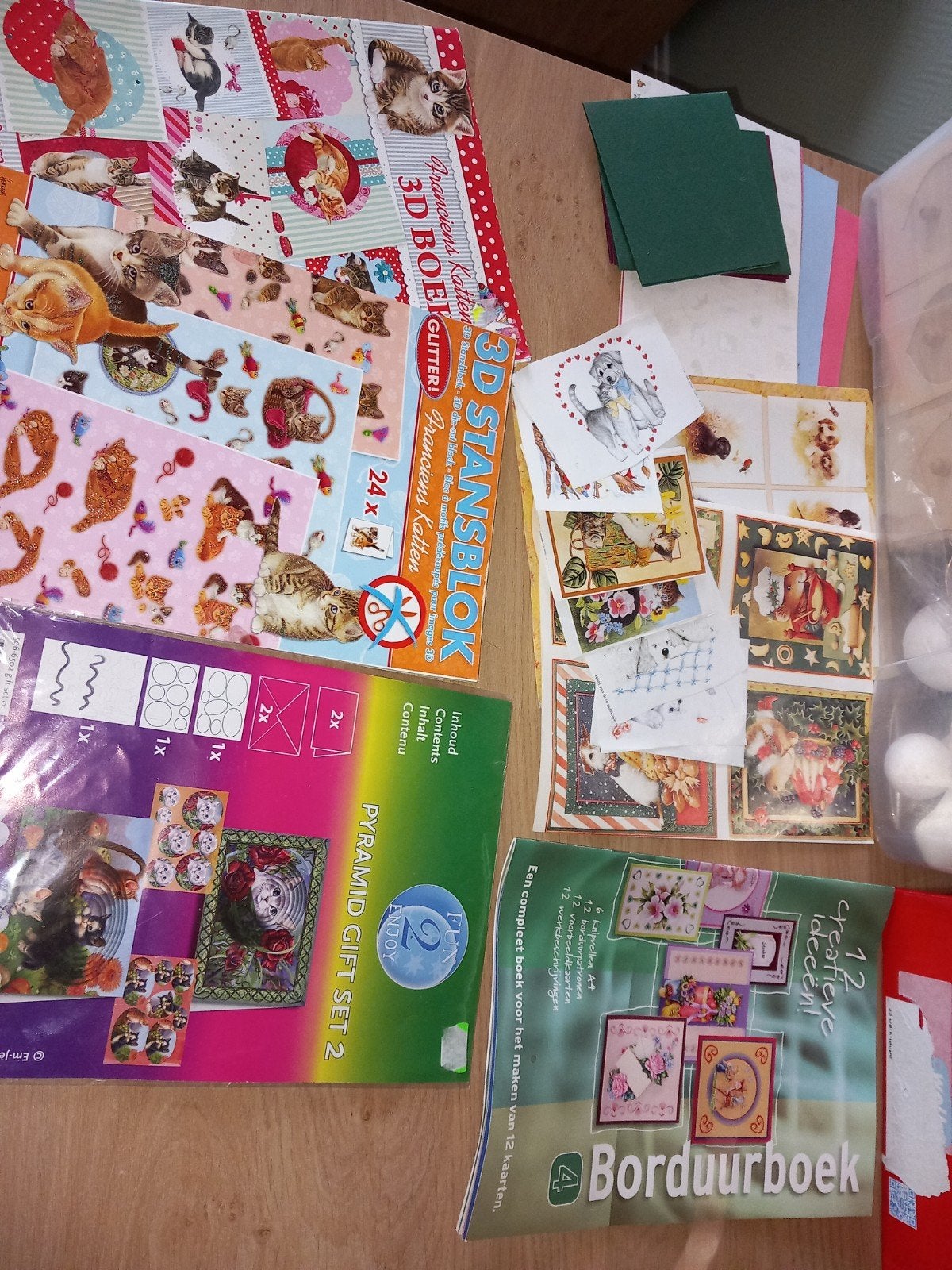Knutselpakket: 3D Stansblok, Borduurboek & Pyramid Set, Ophalen of Verzenden