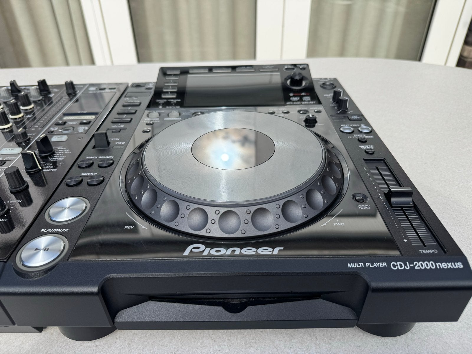 Foto 7 van Pioneer DJ-set: 2x CDJ-2000NXS & DJM-900NXS