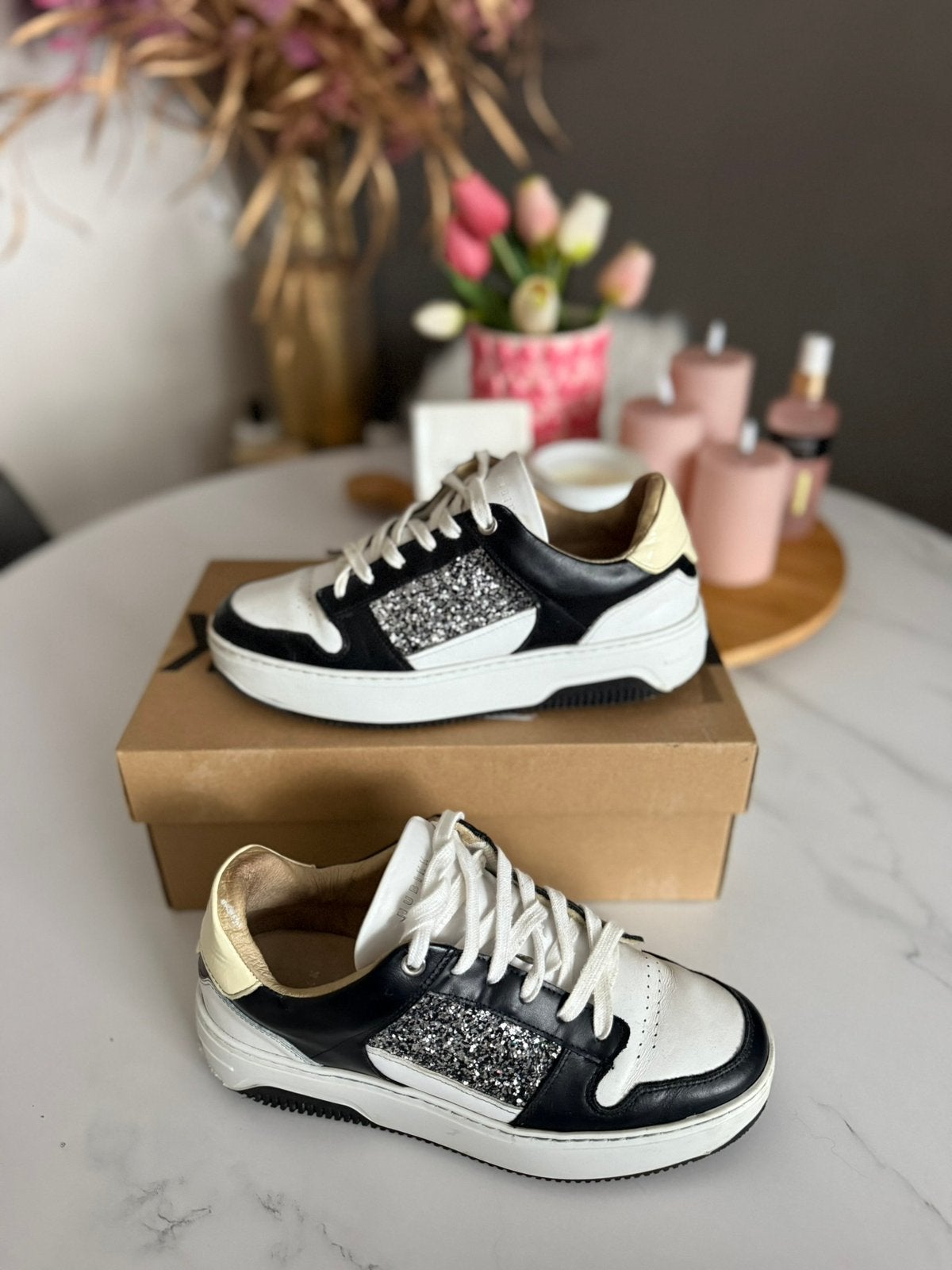 Nubikk leren sneaker maat 40 nike schoenen, Ophalen, Wit, Sneakers of Gympen, Zo goed als nieuw