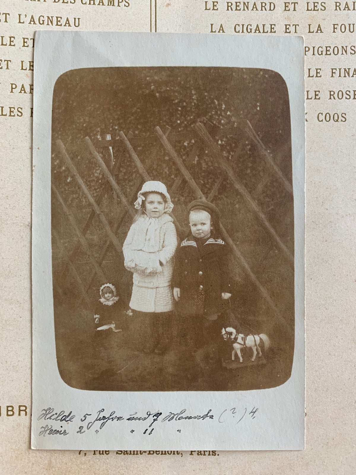 Foto - Duitsland - broer en zus (VI), Gebruikt, Foto, Ophalen of Verzenden, Voor 1940