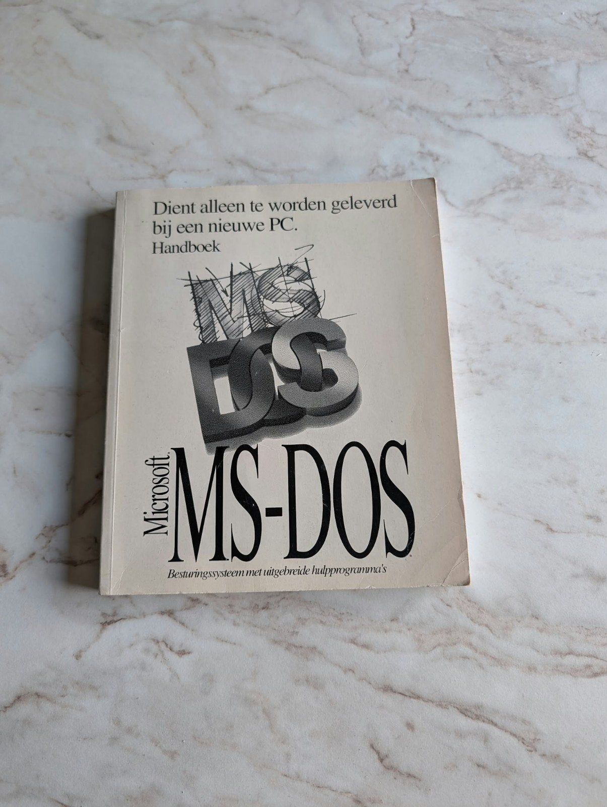 Origineel Microsoft MS-DOS 6.22 Handboek (Retro!), Ophalen of Verzenden, Gelezen, Overige onderwerpen