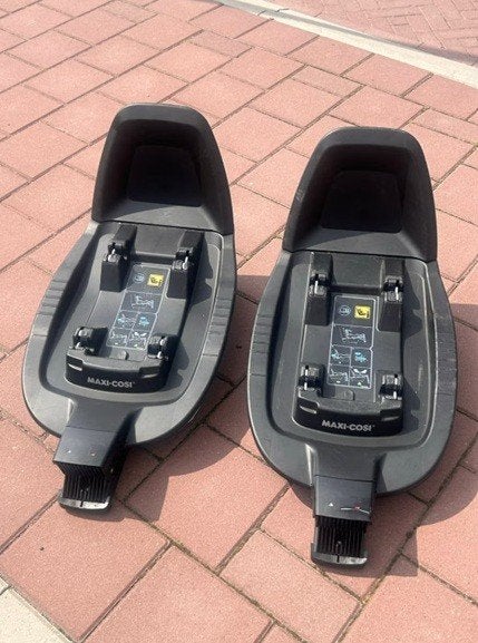 Maxi-Cosi FamilyFix Isofix Base – 2 stuks, Ophalen, Gebruikt, 9 t/m 18 kg, Isofix