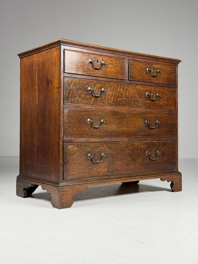Engelse ladekast ca. 1780 eiken, Ophalen, Eikenhout, 50 tot 100 cm, Zo goed als nieuw