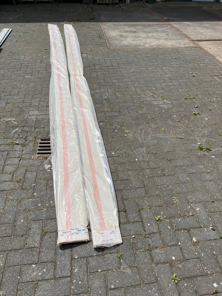 3x 6m Kunststof Boei RAL 9001 - Totaal 18m, Ophalen