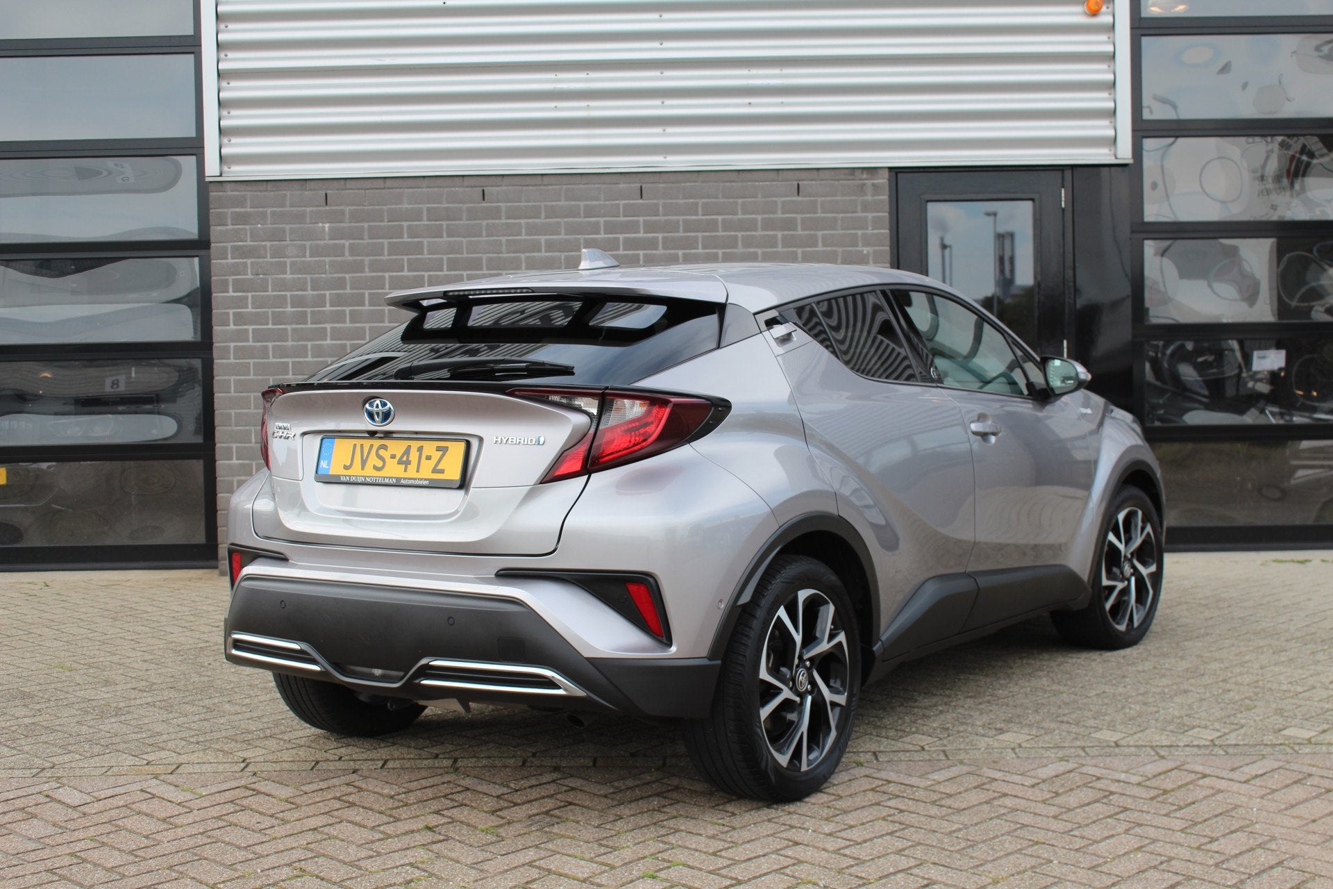 Toyota C-HR 2.0 Hybrid Style / Carplay / Stoel/stuurverwarmi, Auto's, Dealer onderhouden, Stof, 4 cilinders, Met garantie (alle)