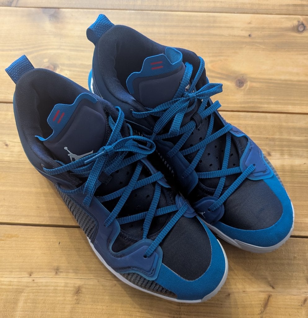 Nike Air Jordan 37 Low Fraternity sneakers – Maat 46, Blauw, Ophalen of Verzenden, Sneakers of Gympen, Zo goed als nieuw